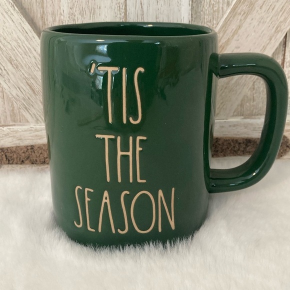 Rae Dunn Tis the Season Mug in Green - Picture 1 of 3
